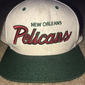 Mitchell and ness pelicans hat